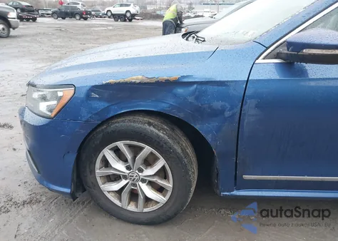 2017 Volkswagen Passat 1.8T S из США, поврежденный, VIN 1VWAT7A39HC000583